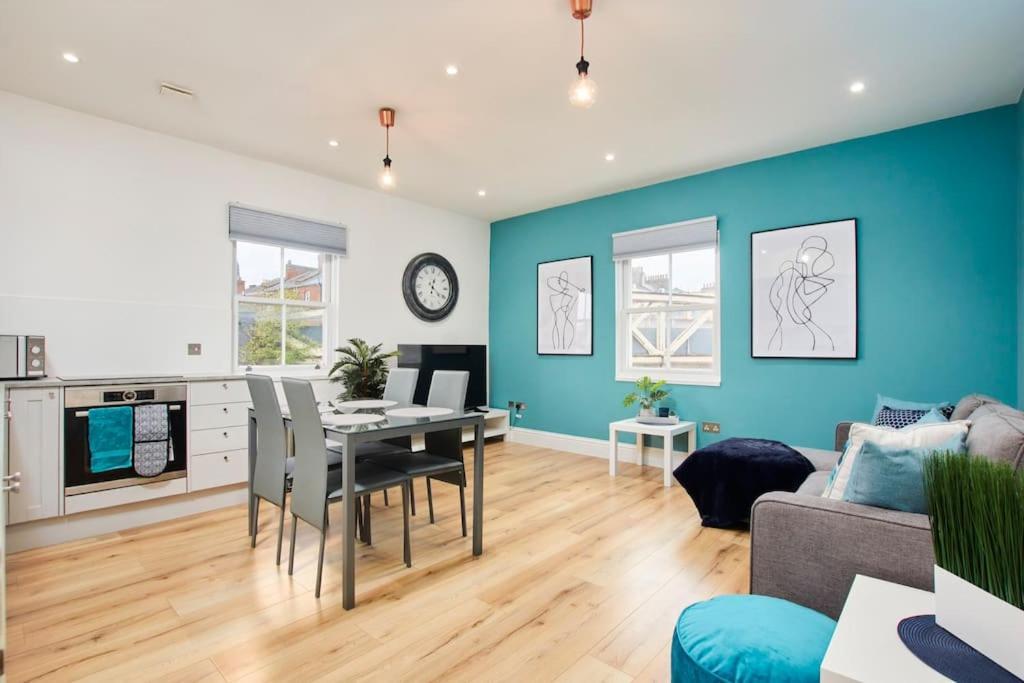 Beautiful Central Apartment Leamington Spa Exterior foto